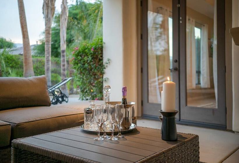 Palisades By Avantstay Gorgeous Backyard W/ Pool, Spa & Games