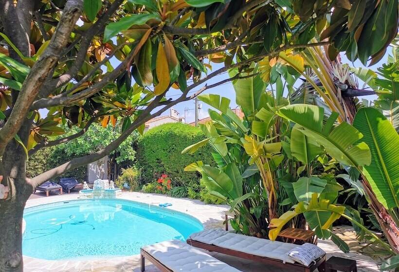 پانسیون Blue Dream Cannes Guesthouse