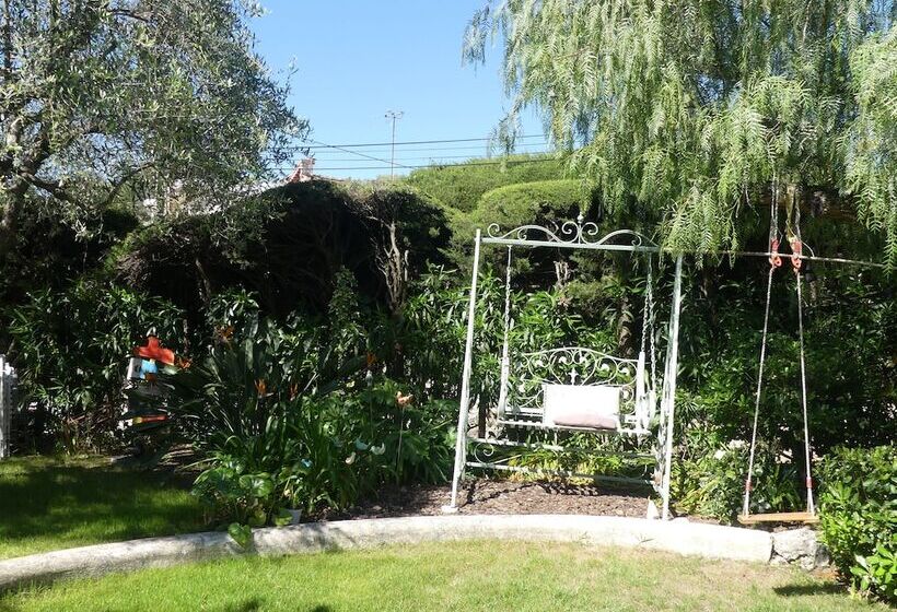 پانسیون Blue Dream Cannes Guesthouse