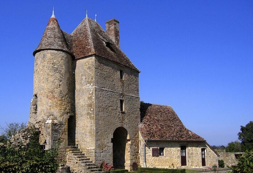 بنسيون Château La Grand Cour