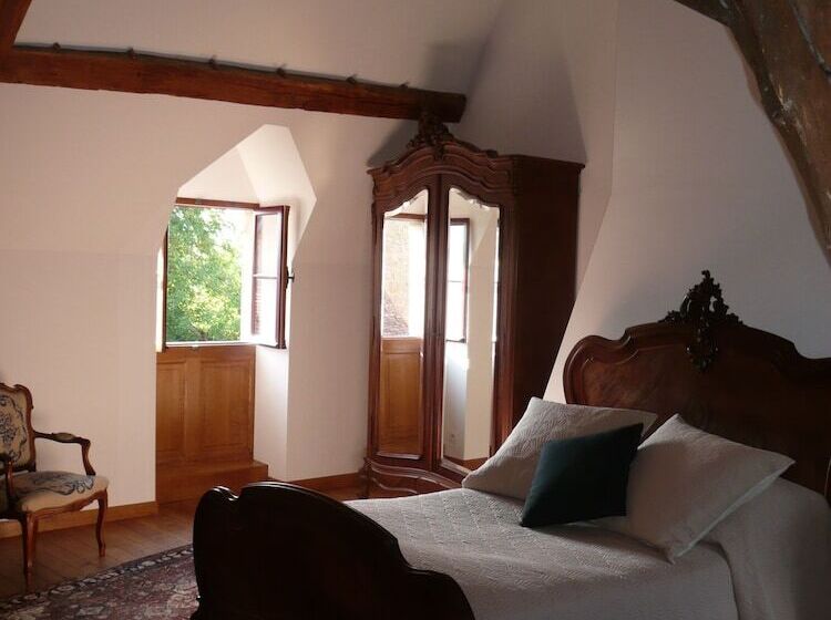 بنسيون Château La Grand Cour