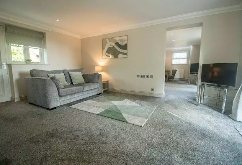 ペンション The Foxes Den