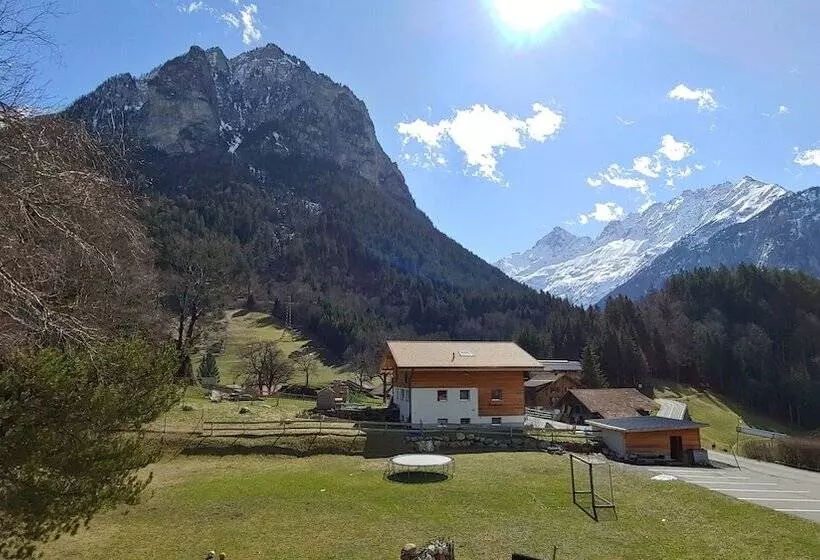 Majatalo Ufemegg Ferienwohnungen