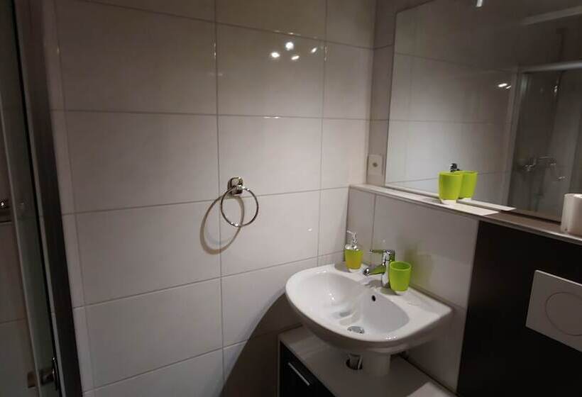 膳宿费 Ufemegg Ferienwohnungen