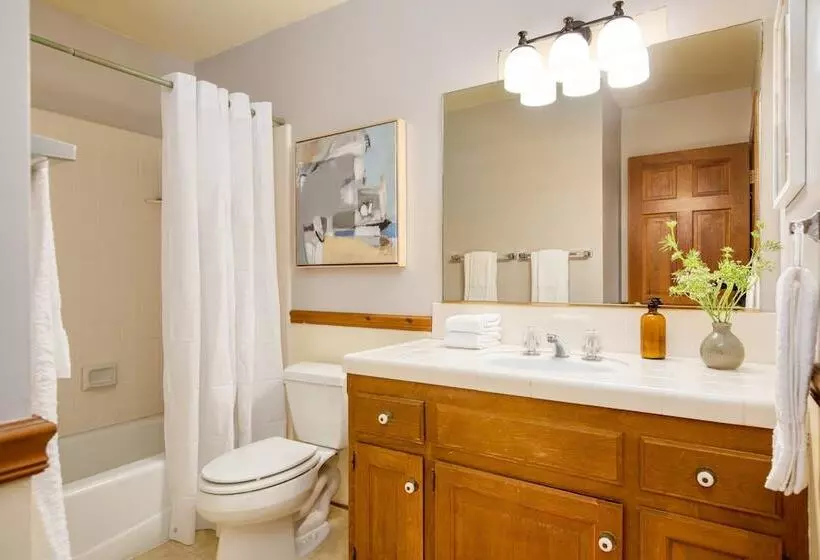 Pollock By Avantstay Stunning Views W/ Movie Room, Hot Tub, Game Room & Large Balcony