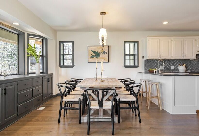 Pollock By Avantstay Stunning Views W/ Movie Room, Hot Tub, Game Room & Large Balcony