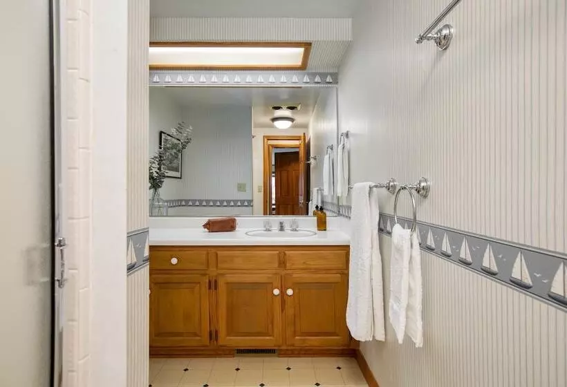 Pollock By Avantstay Stunning Views W/ Movie Room, Hot Tub, Game Room & Large Balcony