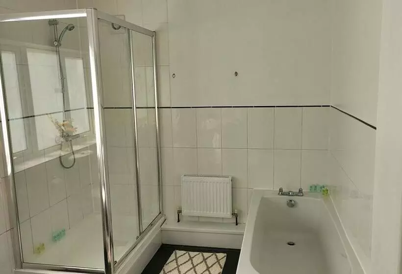 レジデンス Victoria Heights   Beautiful 3 Bed In Gillingham K