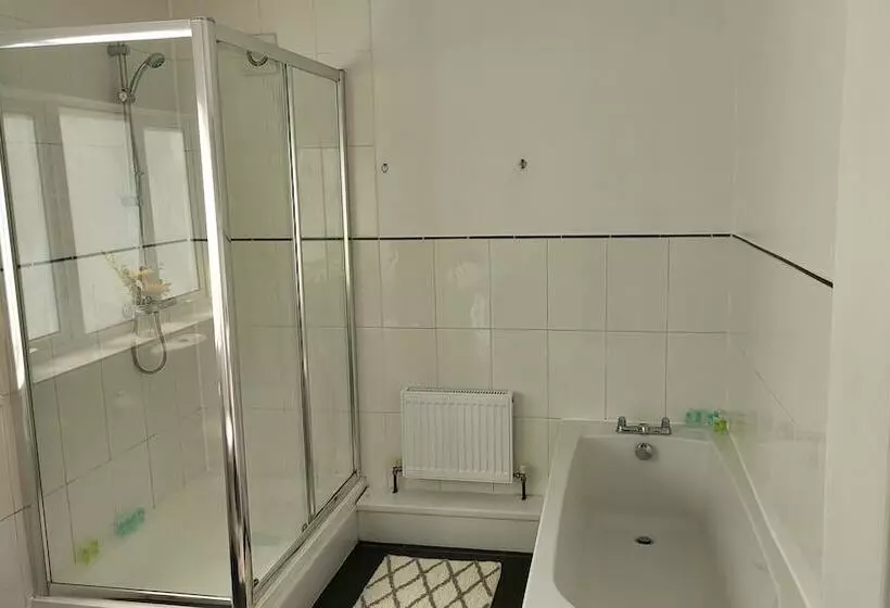 レジデンス Victoria Heights   Beautiful 3 Bed In Gillingham K