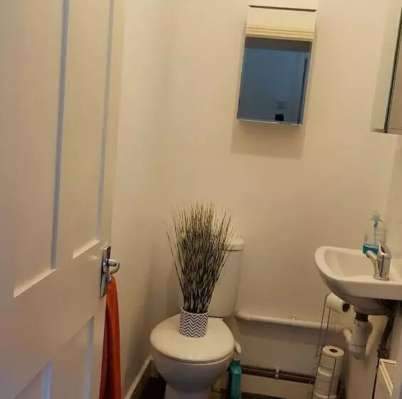 レジデンス Victoria Heights   Beautiful 3 Bed In Gillingham K