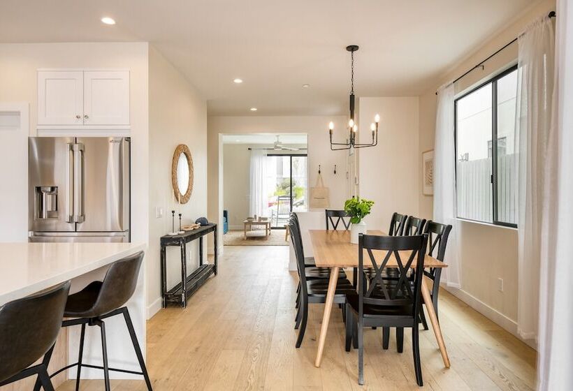 Salt Spray By Avantstay2 Private Balconies In Oceanside 10mins From The Beach!