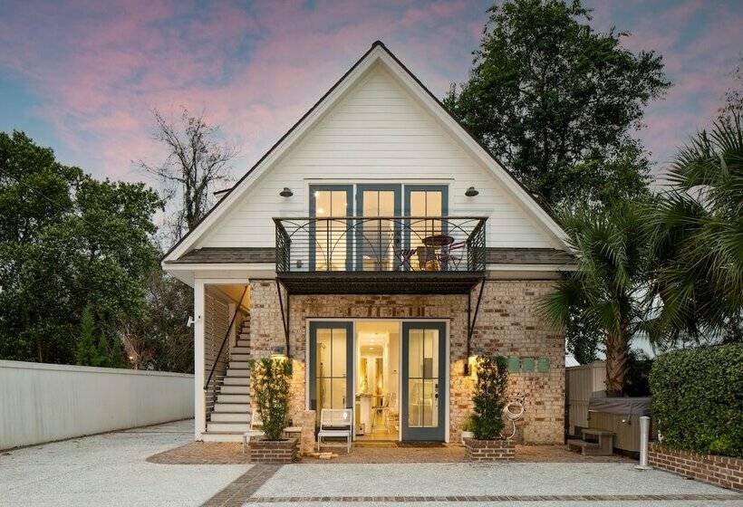 The Carriage Suite Buyout By Avantstay 2 Home Buyout W/ 8bdr In Historic Dt