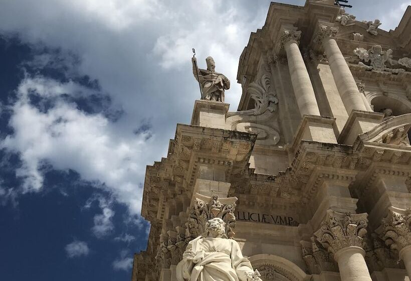 住宿加早餐  Casapiuholidaysicilia   Adults Only