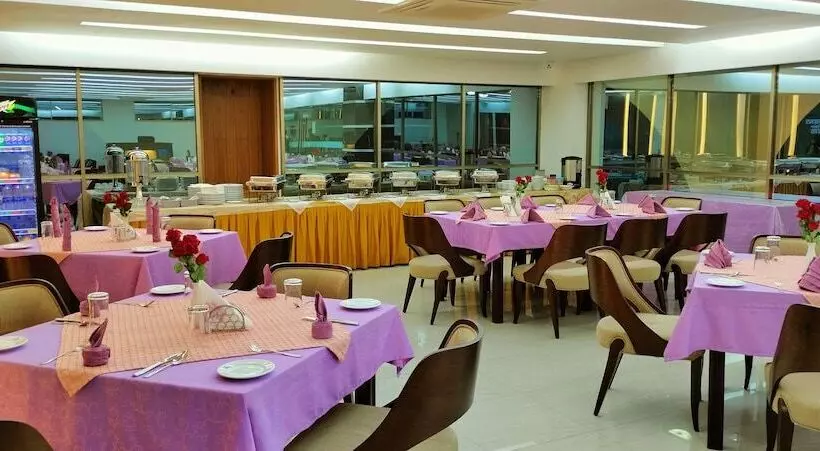 تختخواب و صبحانه Grand Mostafa Hotel Ababil