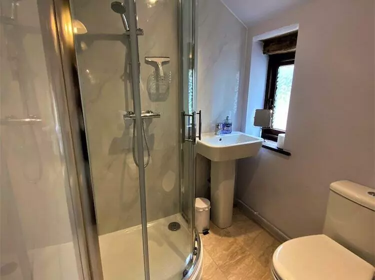 Brundish, Suffolk Large 4 Bed Barn Stunning!