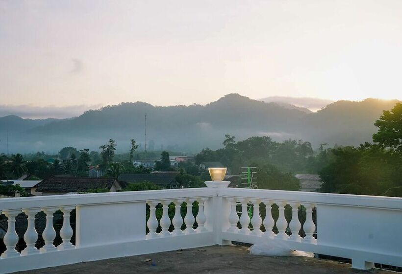 Daddy Dream Hotel And Residence