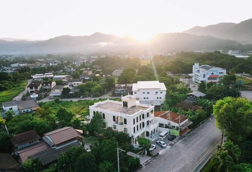 Daddy Dream Hotel And Residence