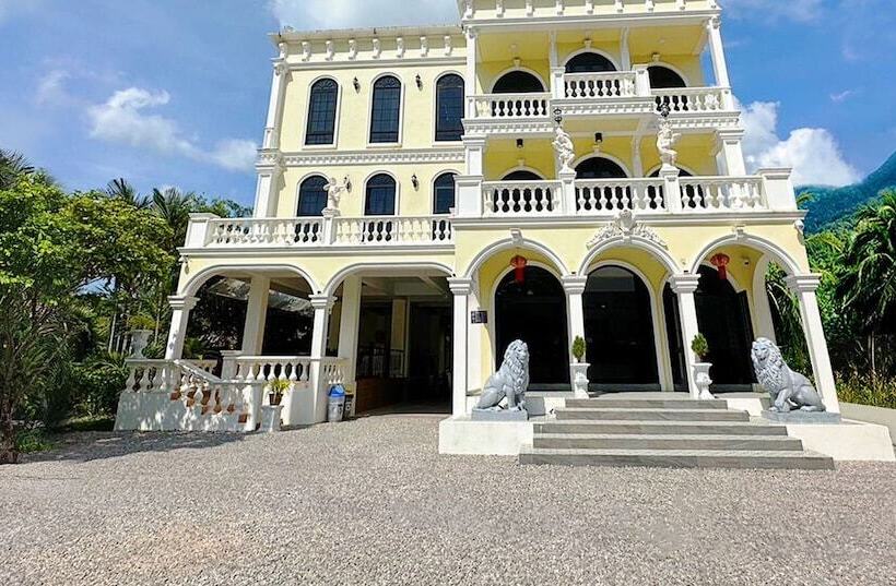 Daddy Dream Hotel And Residence