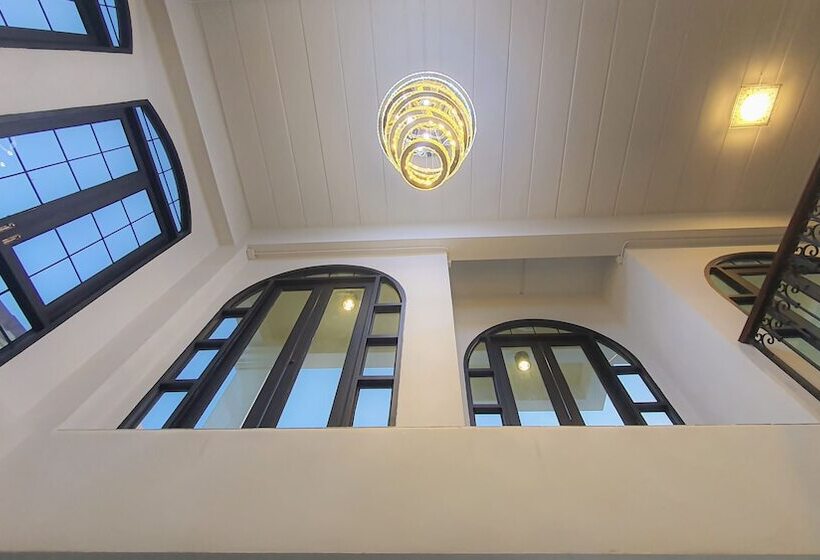 Daddy Dream Hotel And Residence