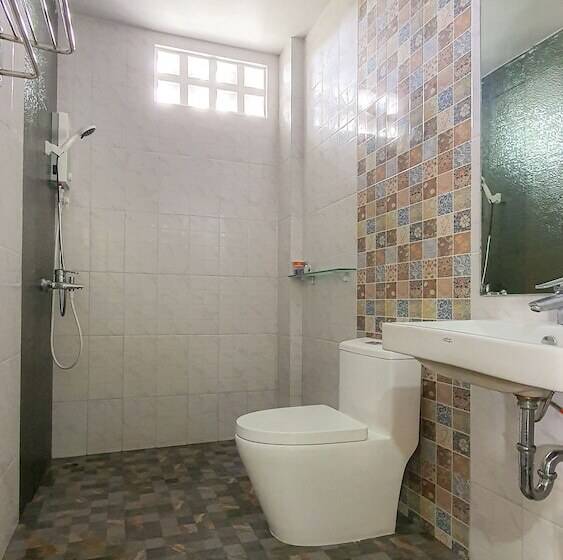 Daddy Dream Hotel And Residence