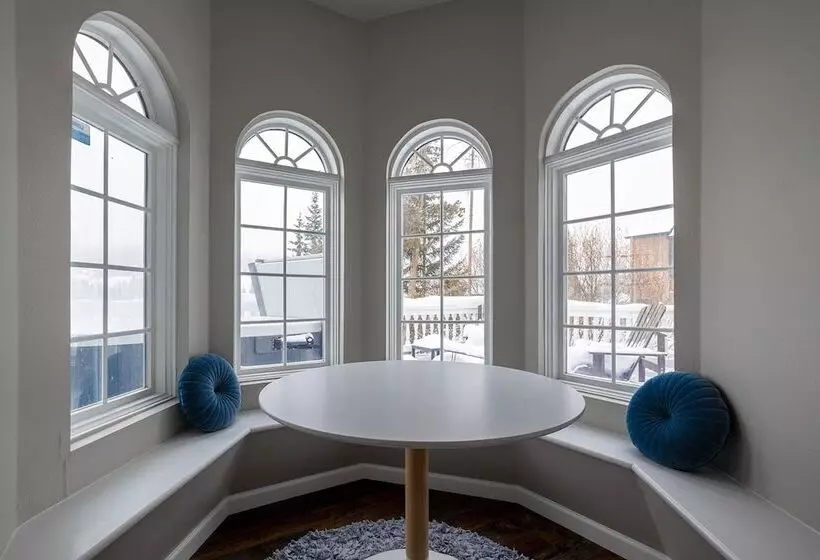 Hostelli Winter Park Chateau