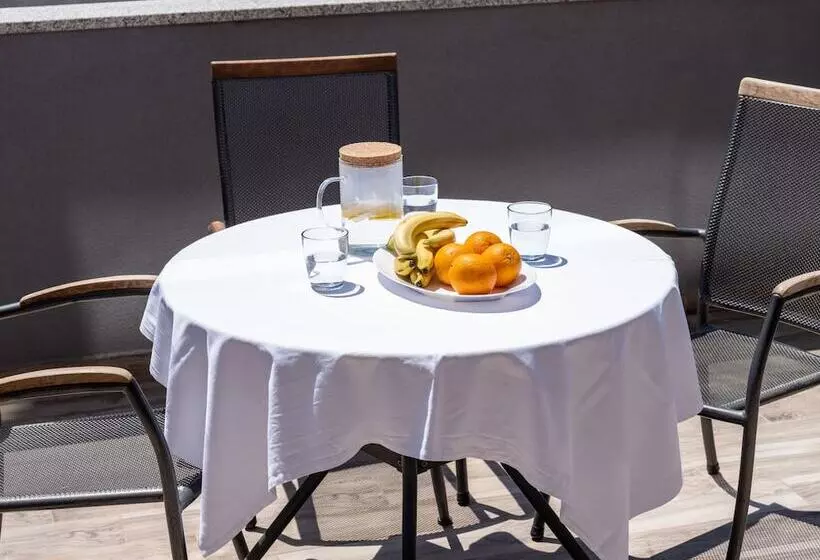 هتل D Elegant Lapad Dubrovnik