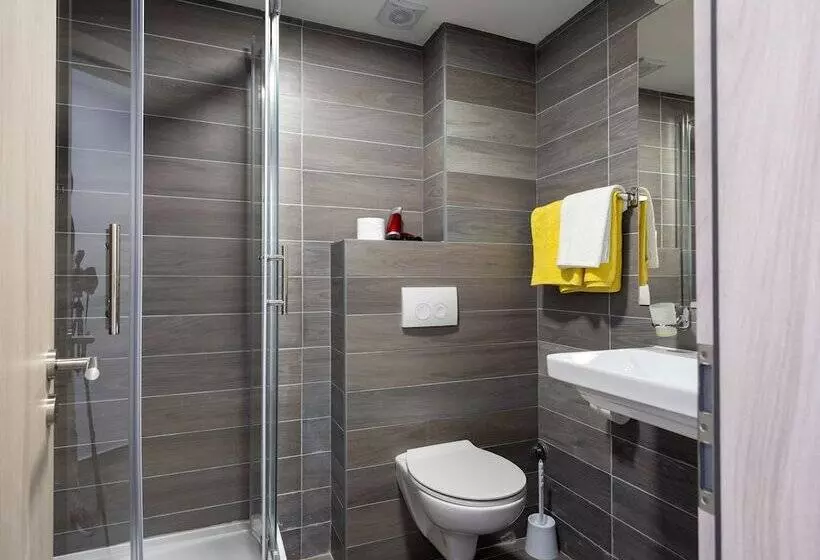 هتل D Elegant Lapad Dubrovnik