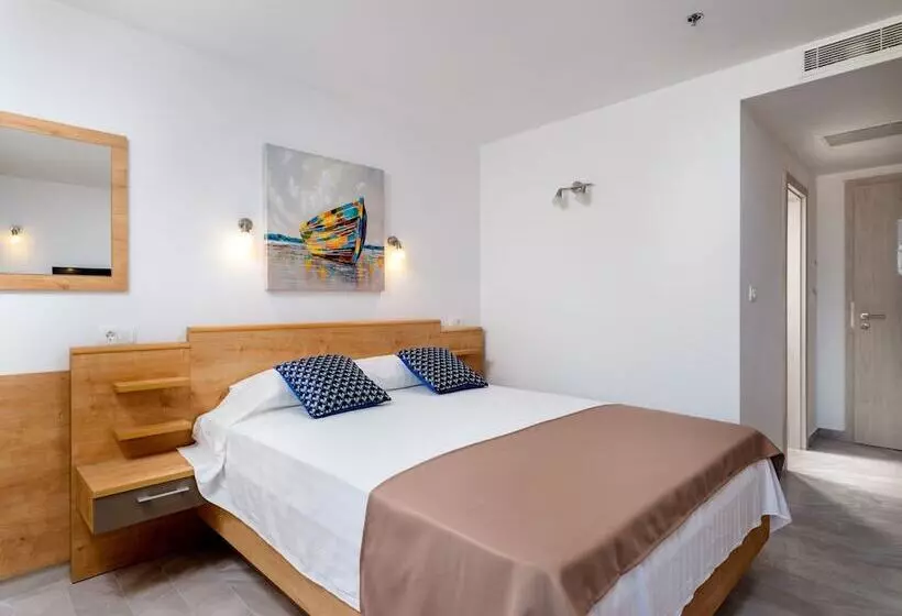 هتل D Elegant Lapad Dubrovnik