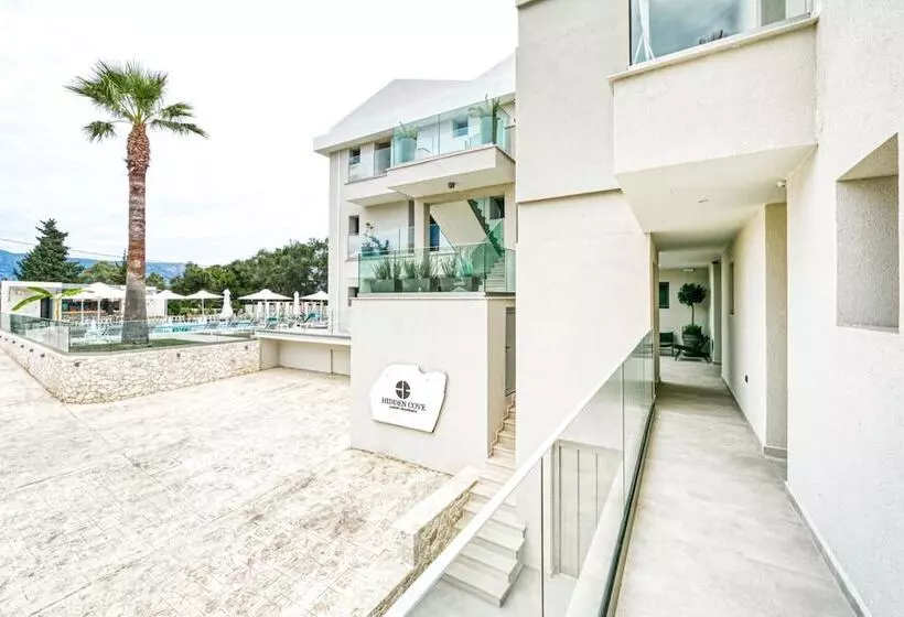 Hotelli Hidden Cove Corfu