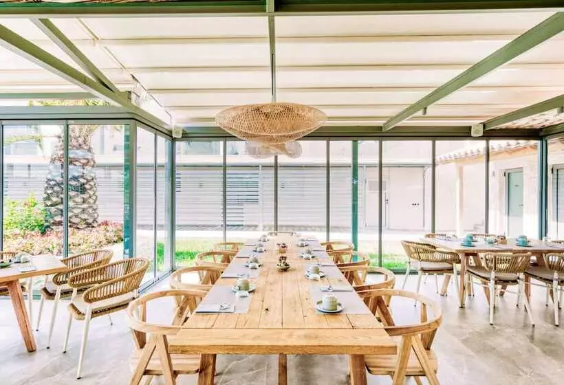 Hotelli Hidden Cove Corfu