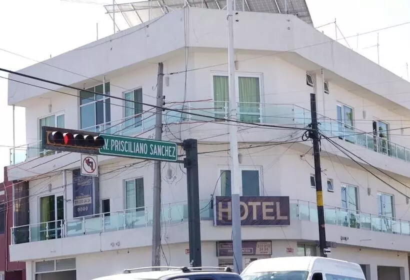 ホテル Insurgentes