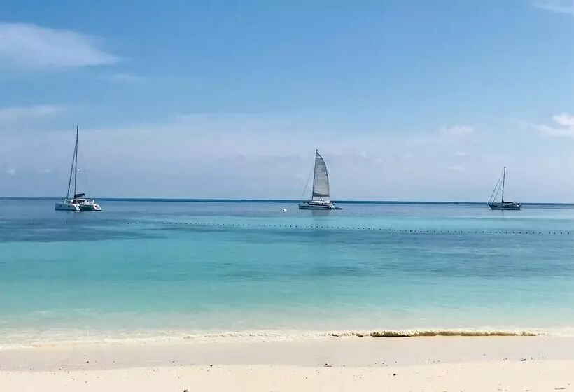 ホテル Lipe Garden Beach Resort