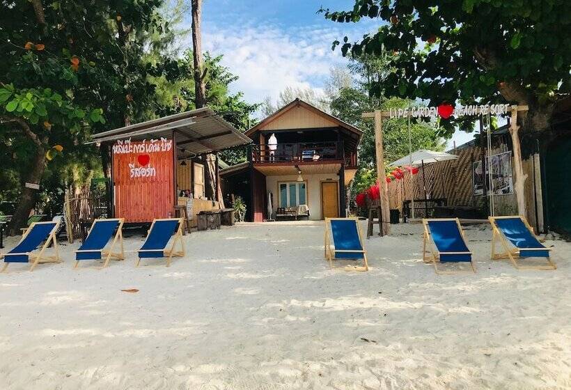 בית מלון כפרי Lipe Garden Beach Resort