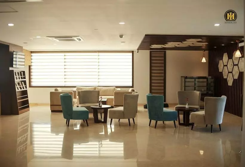 Hotelli Manipal Inn