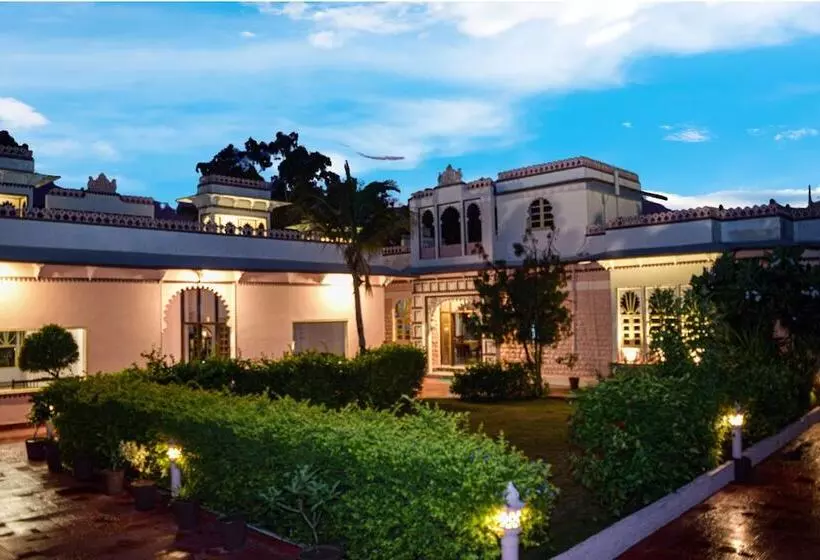 Hotelli Ranakpur Hill Resort