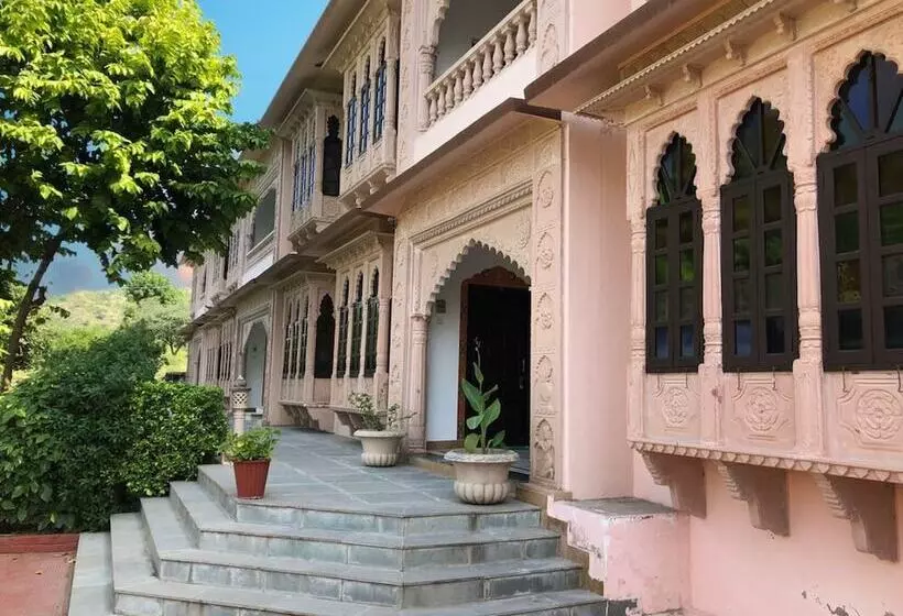 Hotelli Ranakpur Hill Resort