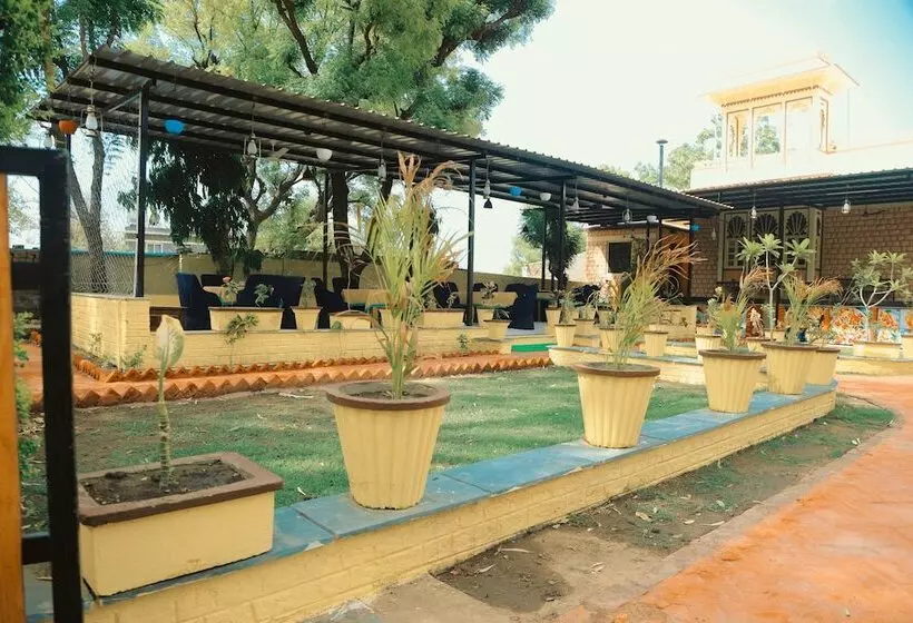 Hotelli Ranakpur Hill Resort