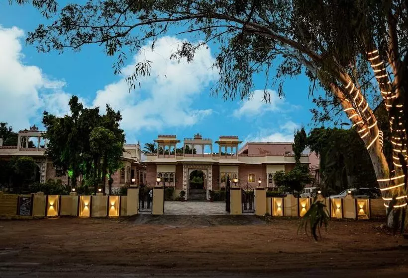 Hotelli Ranakpur Hill Resort