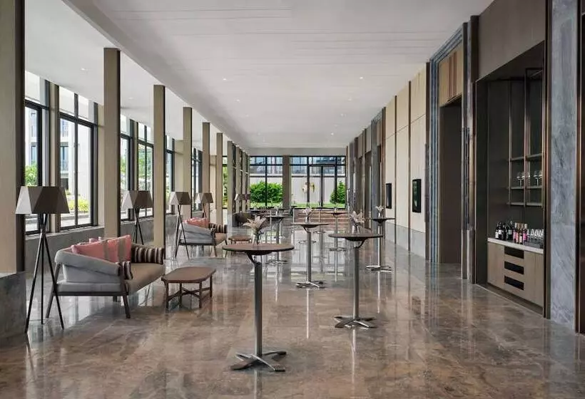 Hotelli Sheraton Cebu Mactan Resort