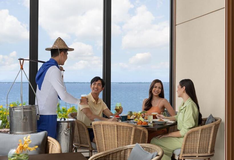 Hotel Sheraton Cebu Mactan Resort