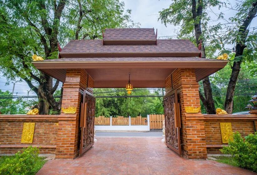 فندق Siri Nakornpink Chiang Mai