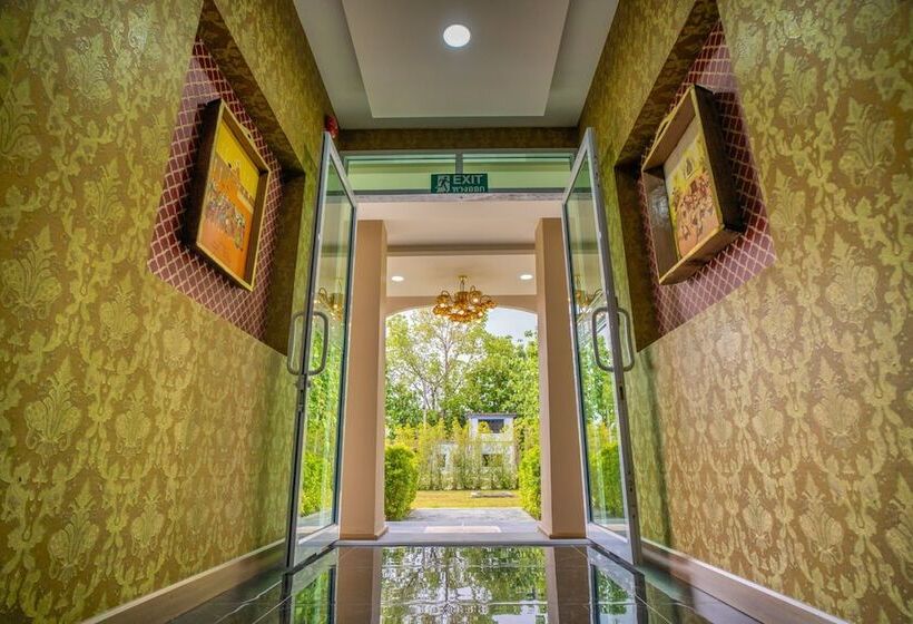 فندق Siri Nakornpink Chiang Mai