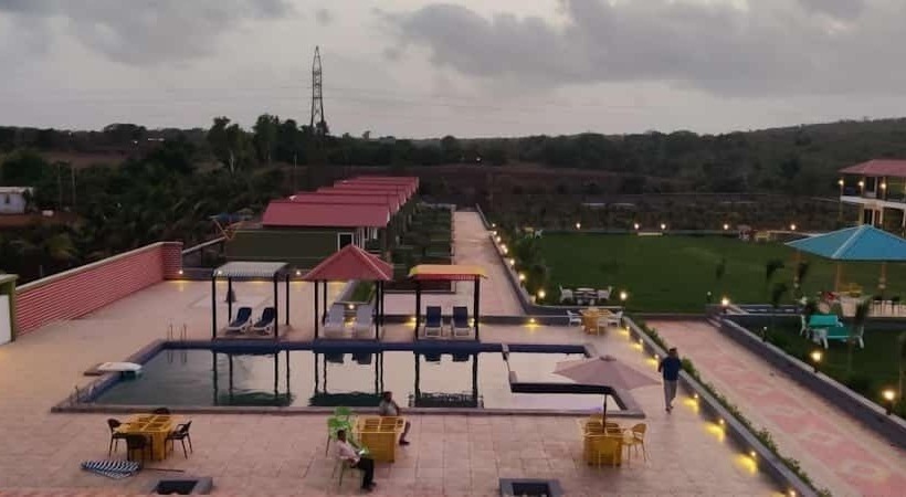 ホテル The Comfort Gir Resort