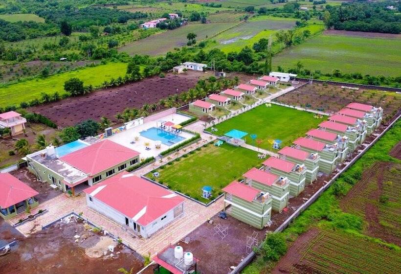 ホテル The Comfort Gir Resort