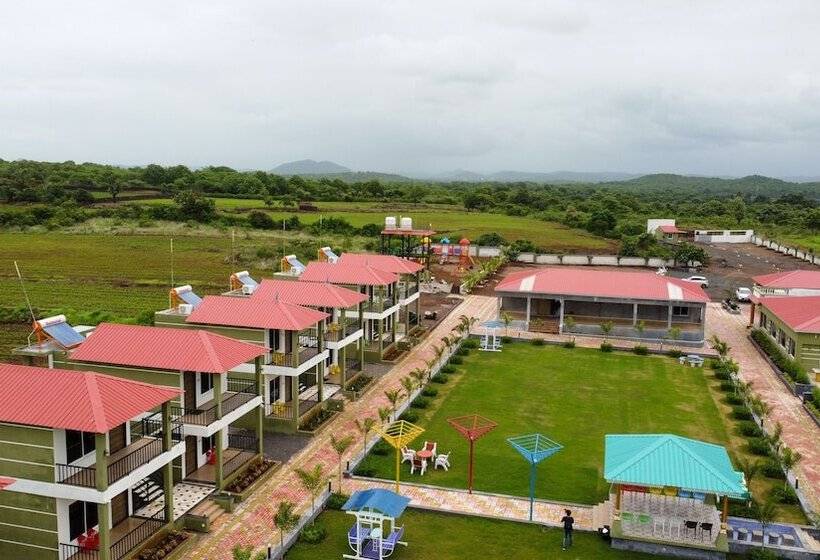 ホテル The Comfort Gir Resort