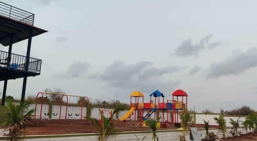 ホテル The Comfort Gir Resort