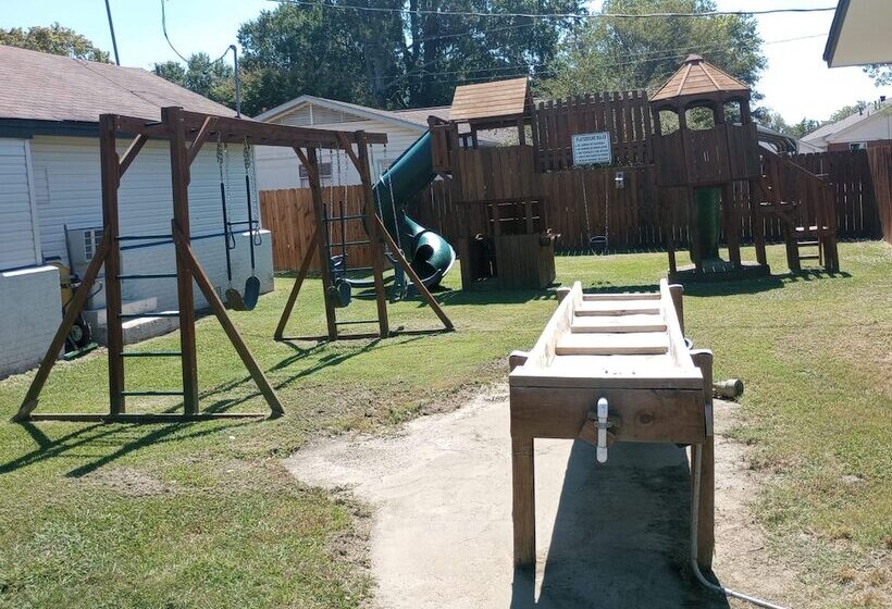 호텔 Yellow Diamond Inn