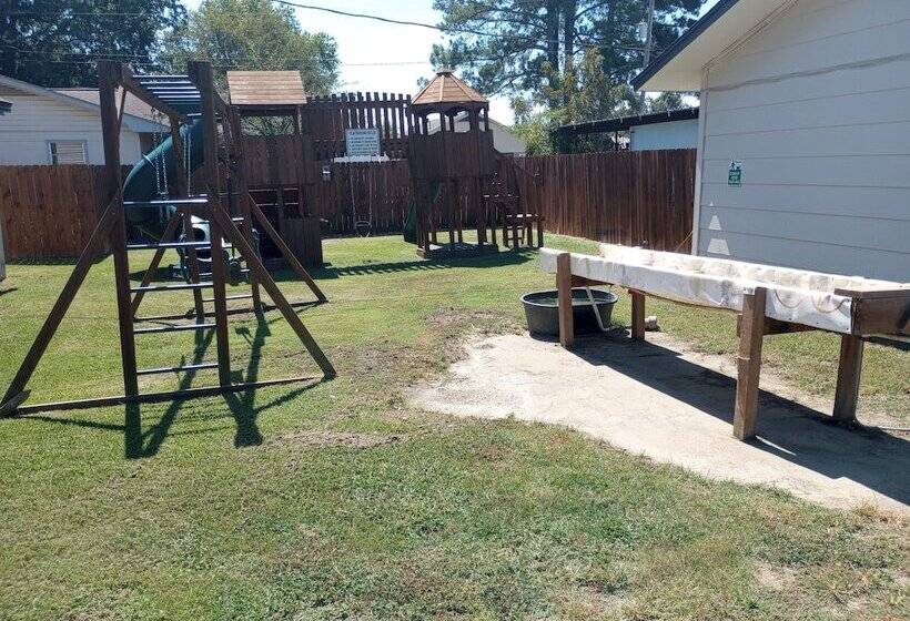 호텔 Yellow Diamond Inn