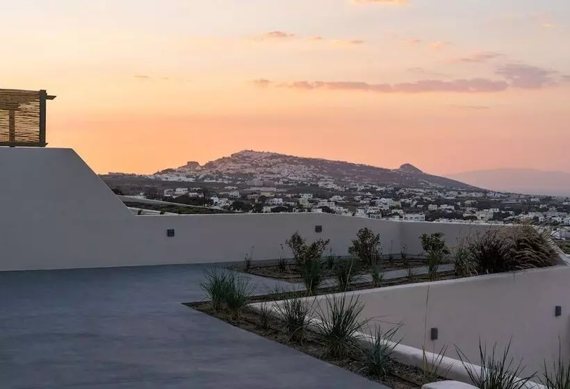 Lavadoze Luxury Suites