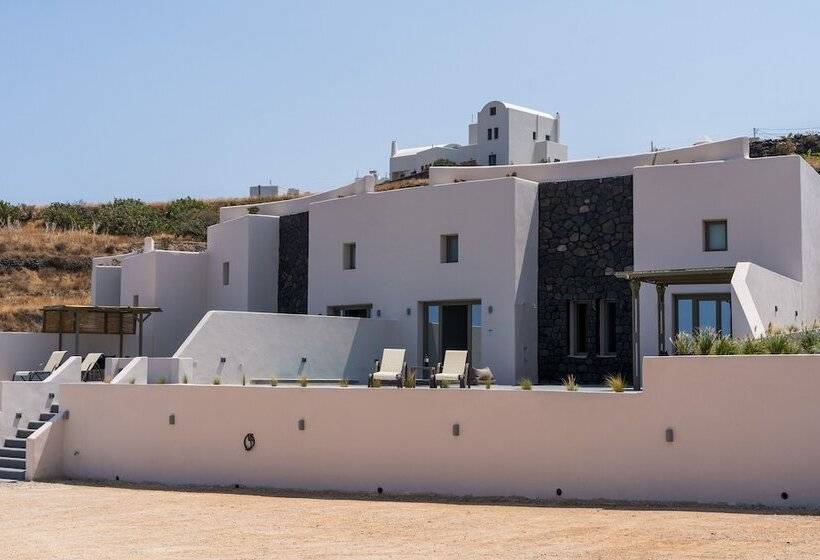 Lavadoze Luxury Suites